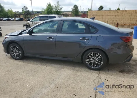 2023 Kia Forte Gt-Line z USA, uszkodzony, nr VIN 3KPF54AD0PE555813